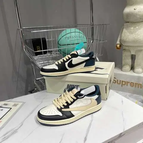 High Quality Replica Nike shoes for Women